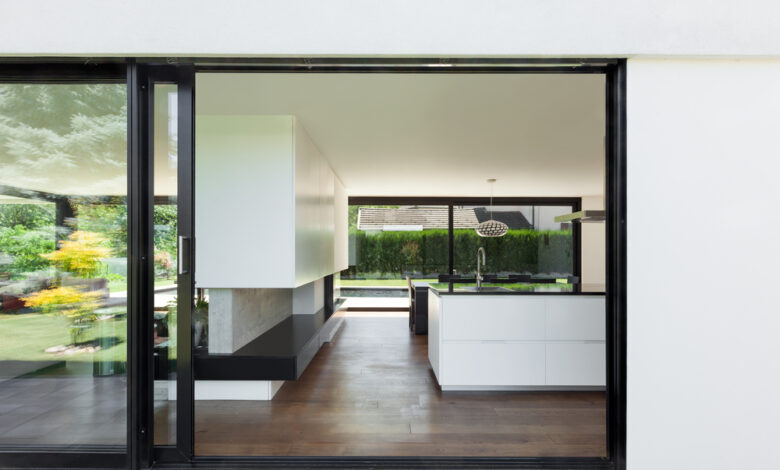6 Important Features and Benefits of Slimline Sliding Doors